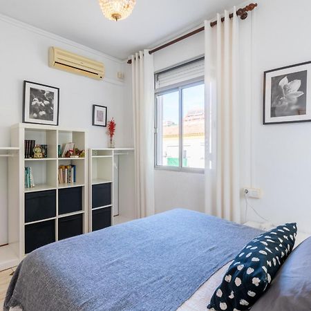 Apartamento Triana Los Remedios Seville Ngoại thất bức ảnh