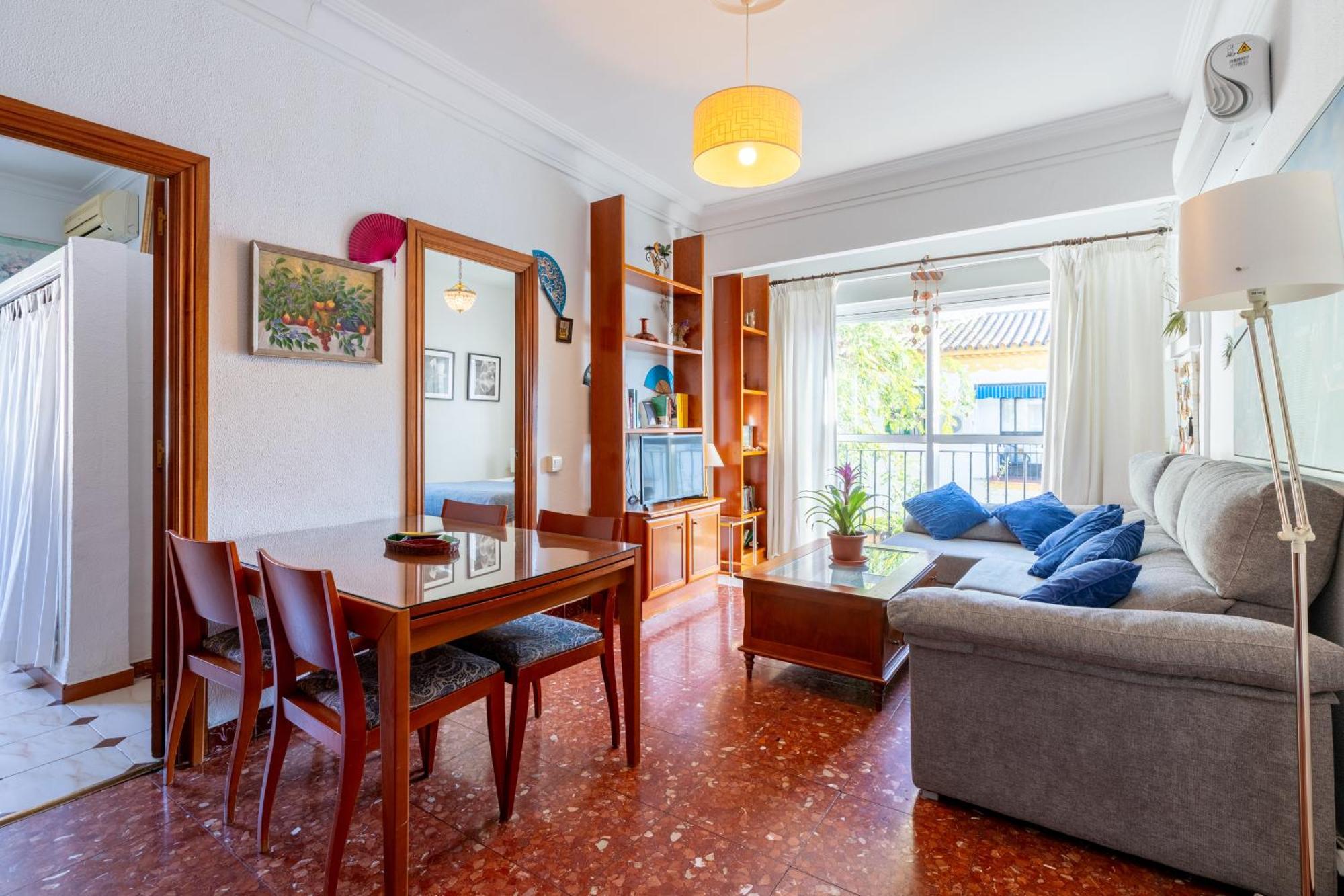 Apartamento Triana Los Remedios Seville Ngoại thất bức ảnh