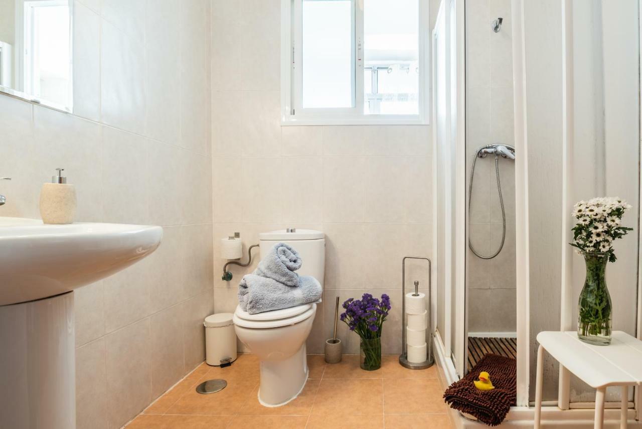 Apartamento Triana Los Remedios Seville Ngoại thất bức ảnh