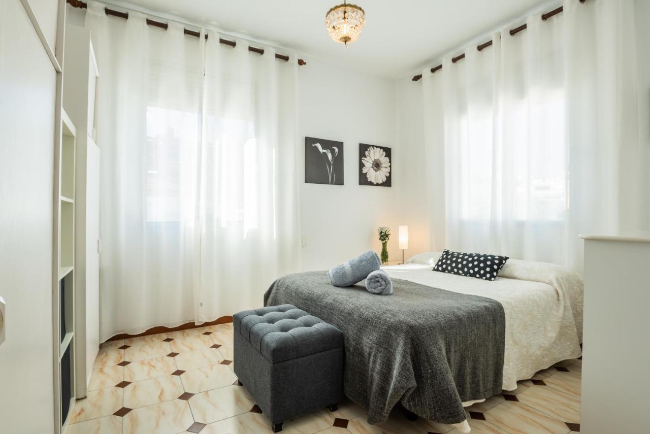 Apartamento Triana Los Remedios Seville Ngoại thất bức ảnh
